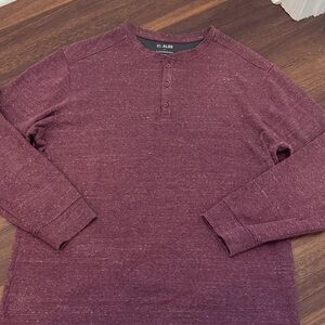 Men’s maroon long sleeve shirt